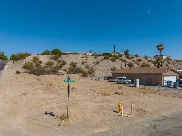 901 Swan DR, Bullhead City, AZ 86442