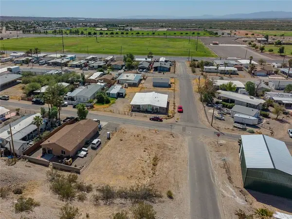 901 Swan DR, Bullhead City, AZ 86442