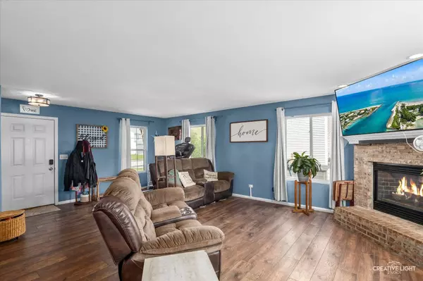 1704 Caton Ridge DR, Plainfield, IL 60586