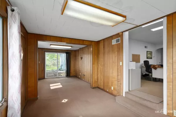 2305 Plainfield RD, Crest Hill, IL 60403