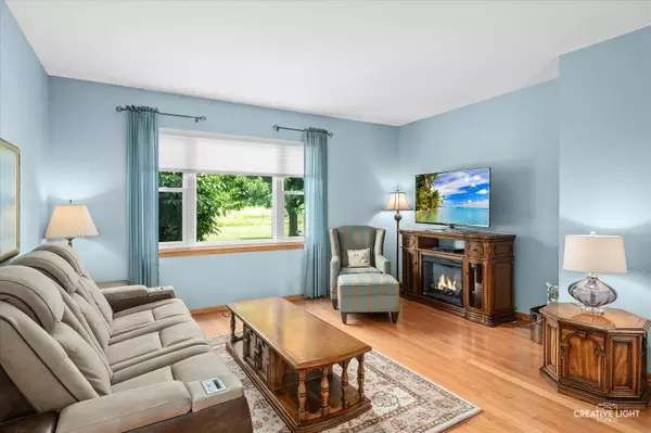 21610 W Empress LN, Plainfield, IL 60544