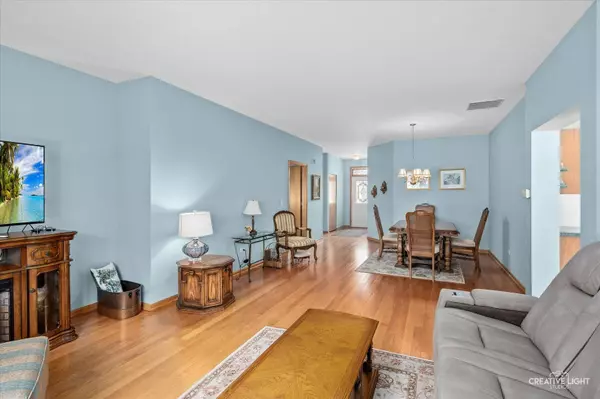 21610 W Empress LN, Plainfield, IL 60544