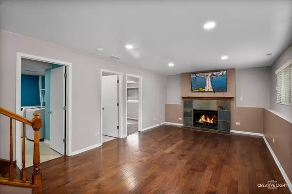 1713 Burshire DR, Plainfield, IL 60586