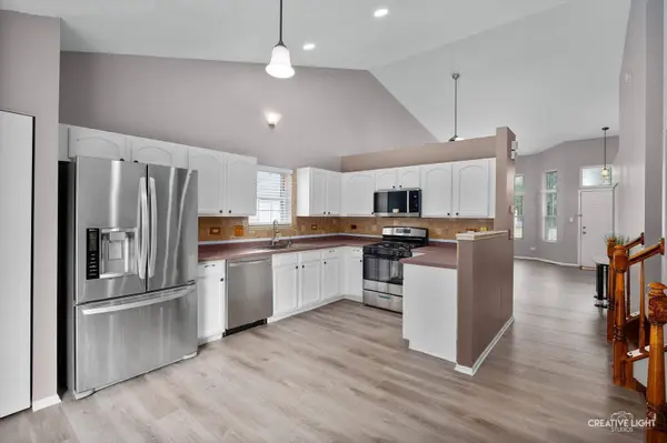 1713 Burshire DR, Plainfield, IL 60586