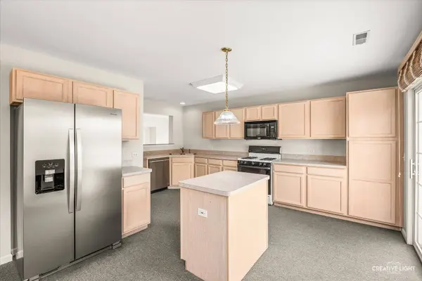 2623 Old Woods TRL #2623, Plainfield, IL 60586