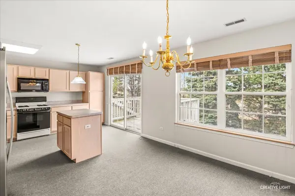 2623 Old Woods TRL #2623, Plainfield, IL 60586