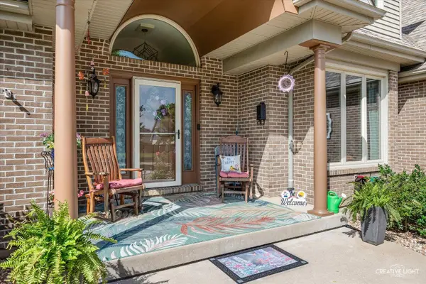 1011 Erins Glen DR, Joliet, IL 60431
