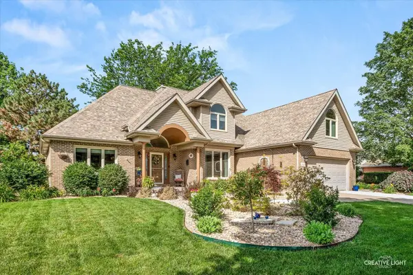 1011 Erins Glen DR, Joliet, IL 60431