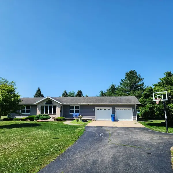 1932 N 2653rd RD, Ottawa, IL 61350