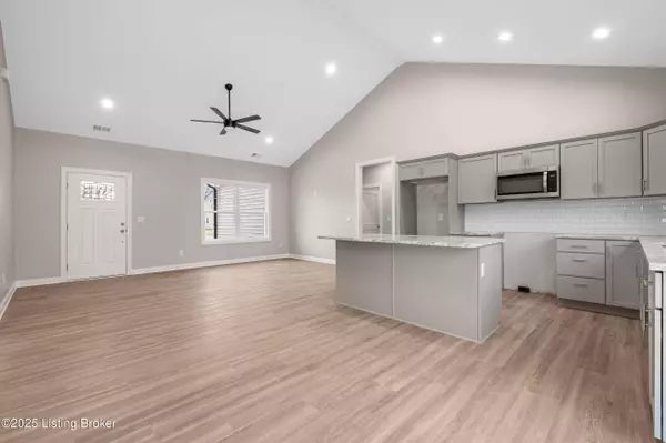 5406 Decker Rd, Louisville, KY 40258