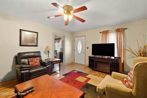 3818 Garfield Ave, Louisville, KY 40212