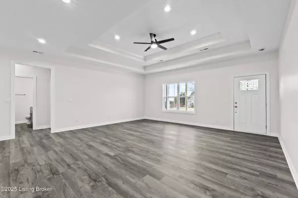 213 Alreva Rd, Louisville, KY 40216