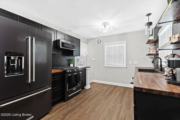 614 Bluegrass Ave, Louisville, KY 40214