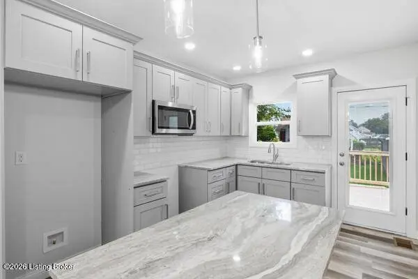 2204 Burwell Ave, Louisville, KY 40210