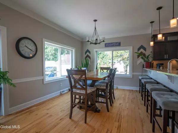 6 Glendale Road, Schenectady, NY 12302