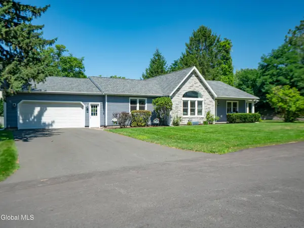 2A Dawn Drive, Colonie, NY 12110