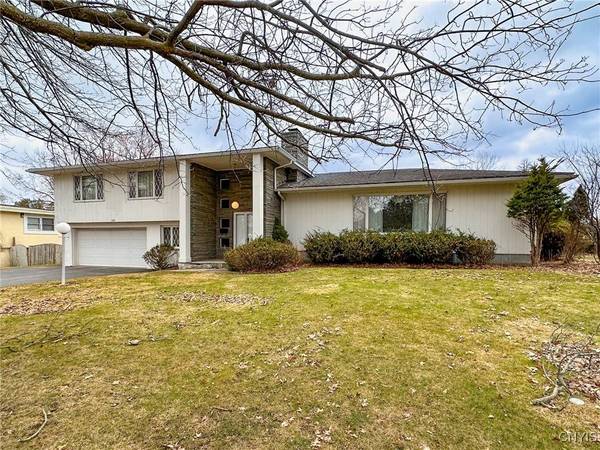 1009 Parkway E, Utica, NY 13501