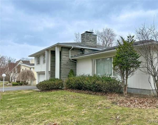 1009 Parkway E, Utica, NY 13501