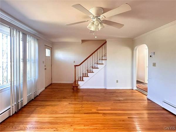 906 Arthur ST, Utica, NY 13501