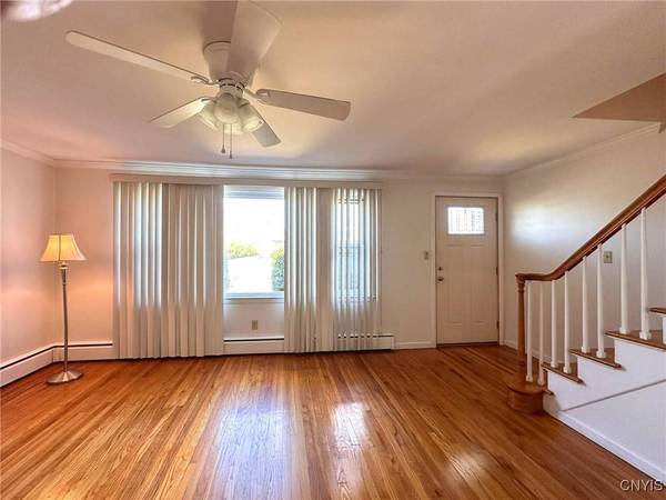 906 Arthur ST, Utica, NY 13501