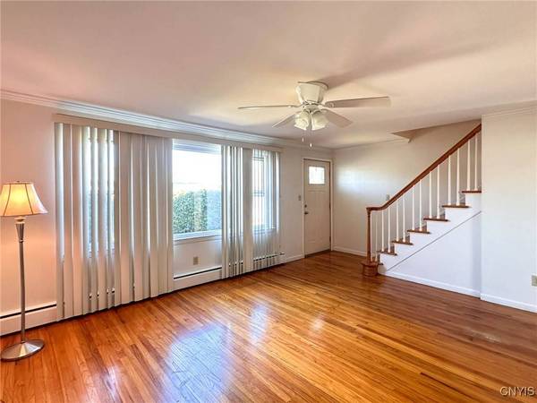 906 Arthur ST, Utica, NY 13501