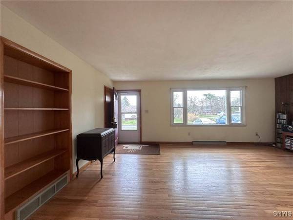 20 Janet, New Hartford, NY 13413