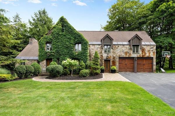 20 Sherman CIR, Utica, NY 13413