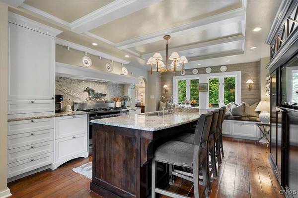 20 Sherman CIR, Utica, NY 13413