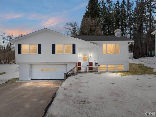 311 Hillside DR, Oriskany, NY 13424