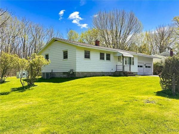 28 Concord BLVD, Clinton, NY 13413