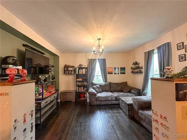 237 James ST, Canastota, NY 13032