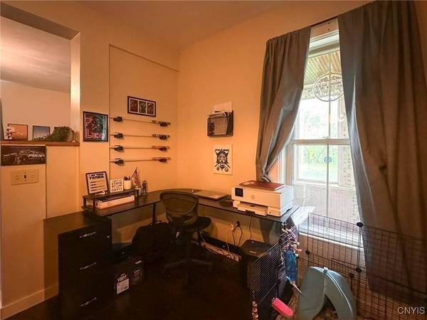 237 James ST, Canastota, NY 13032