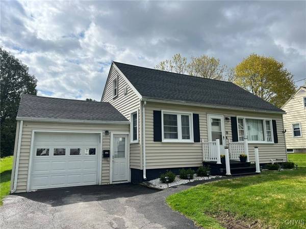 19 Pleasantview PL, Whitesboro, NY 13492