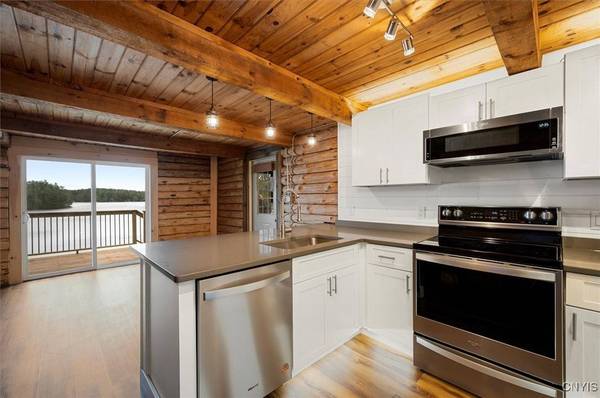 1159 Hunt RD, Woodgate, NY 13494