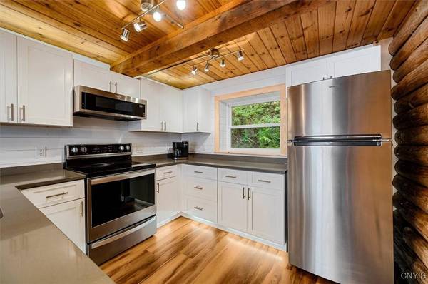 1159 Hunt RD, Woodgate, NY 13494