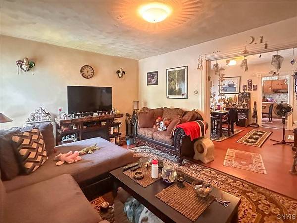 1109 York ST, Utica, NY 13502