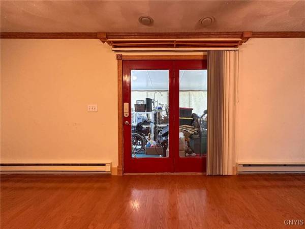 805 Buchanan RD, Utica, NY 13502