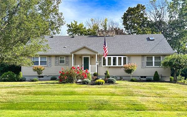 22 Canterbury RD, New Hartford, NY 13413