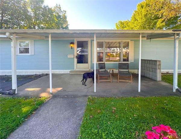 12 Village View, New Hartford, NY 13413