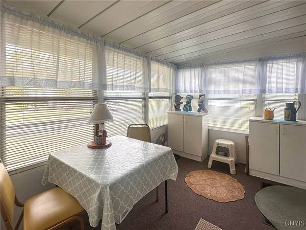 1 Waterwheel CIR, New Hartford, NY 13413