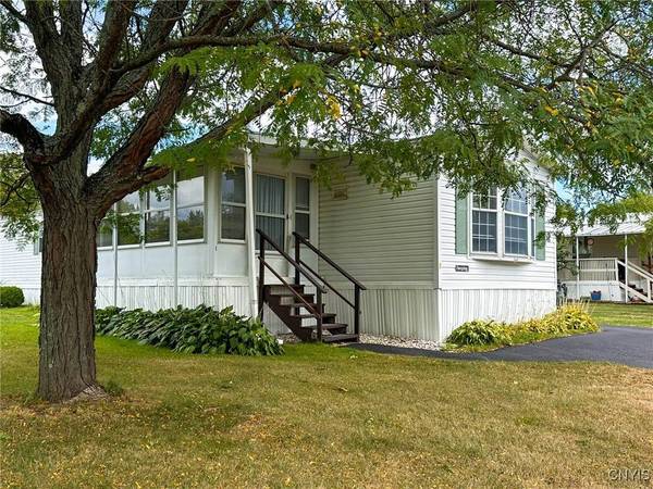 1 Waterwheel CIR, New Hartford, NY 13413