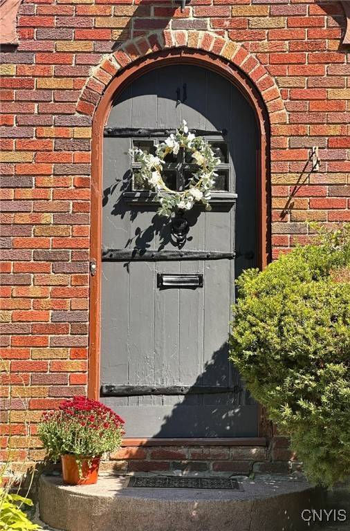 11 Brookline DR, Utica, NY 13501