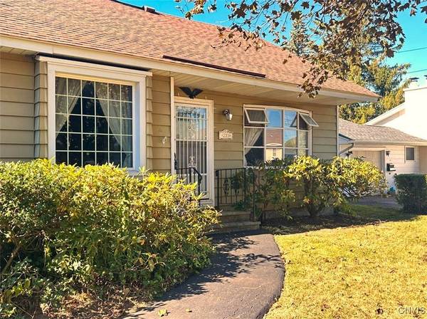 233 Fairway DR, New Hartford, NY 13413