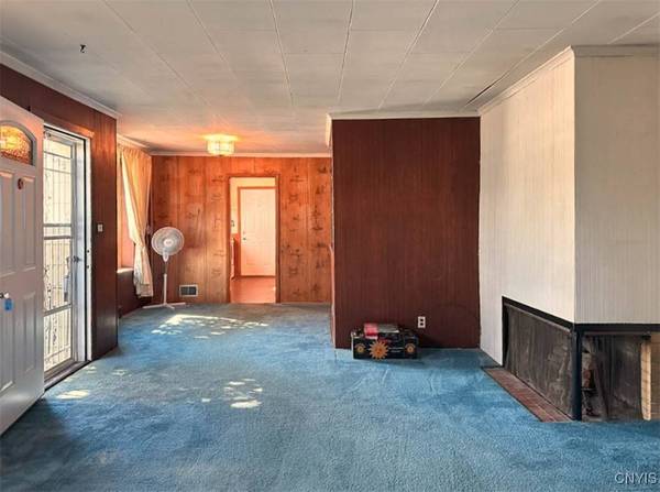 233 Fairway DR, New Hartford, NY 13413