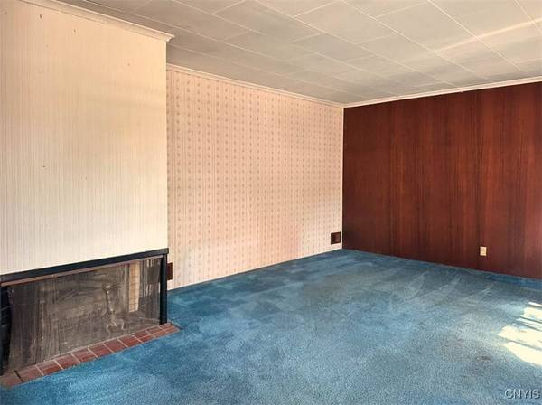 233 Fairway DR, New Hartford, NY 13413