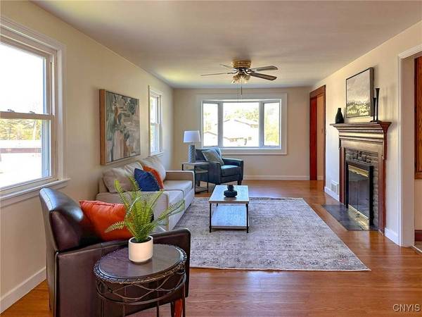 12 Eastwood AVE, Utica, NY 13501