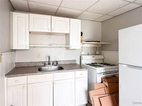 910 Downer AVE, Utica, NY 13502