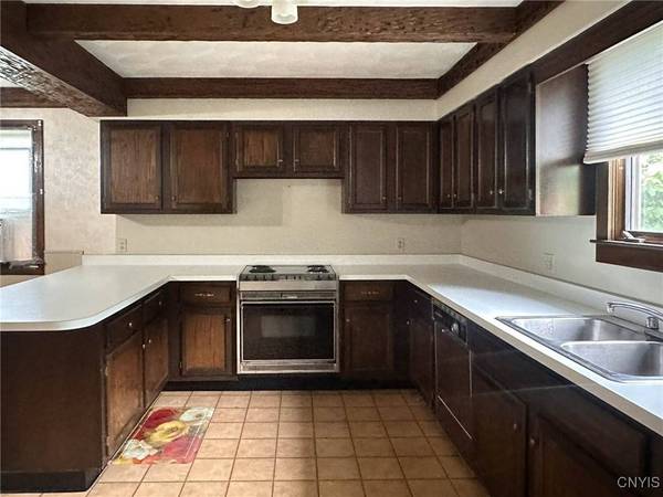 821 Floyd AVE, Rome, NY 13440