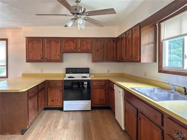 821 Floyd AVE, Rome, NY 13440