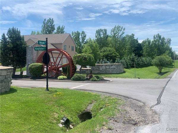00 Kingfisher LN, New Hartford, NY 13413